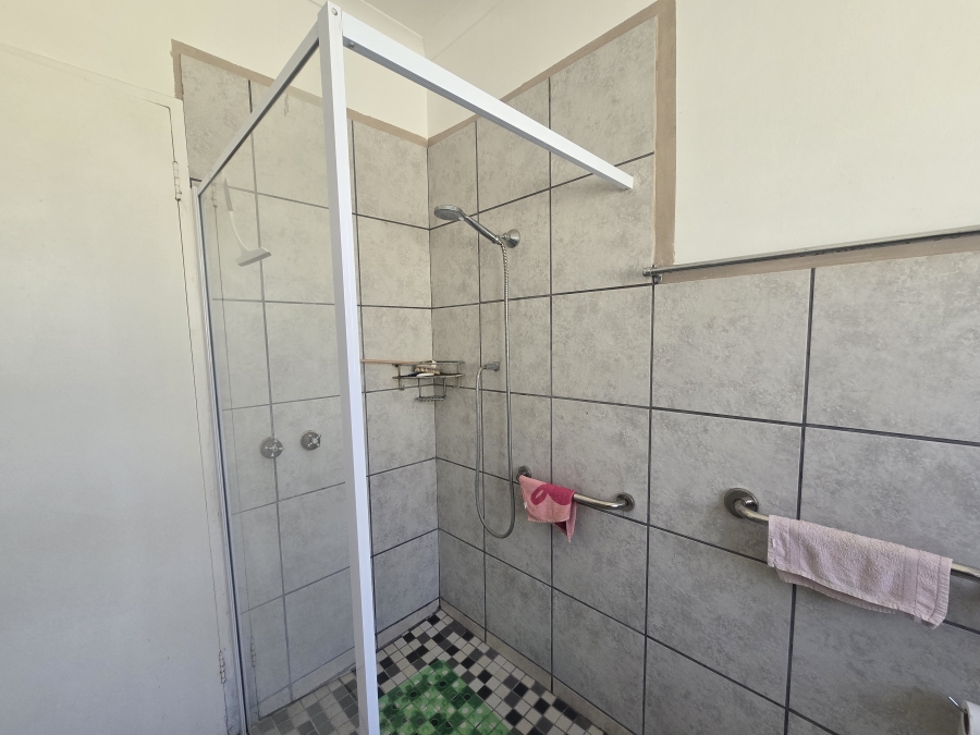 To Let 2 Bedroom Property for Rent in West Bank Eastern Cape